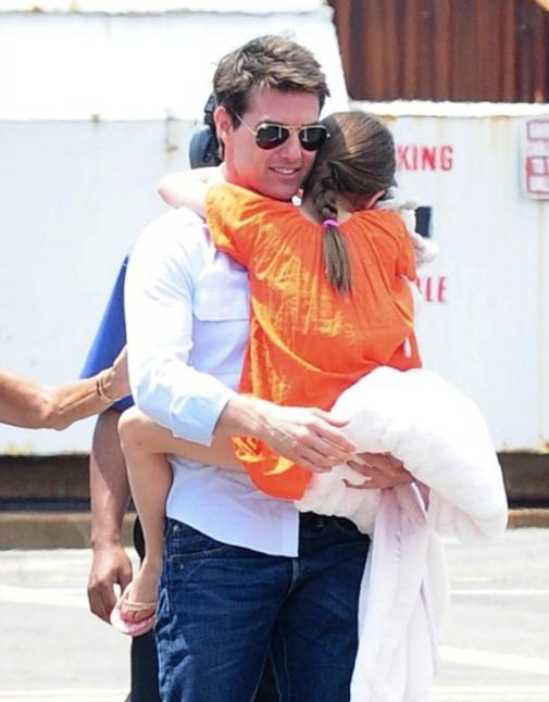 tom-cruise-suri-cruise_0-505x646